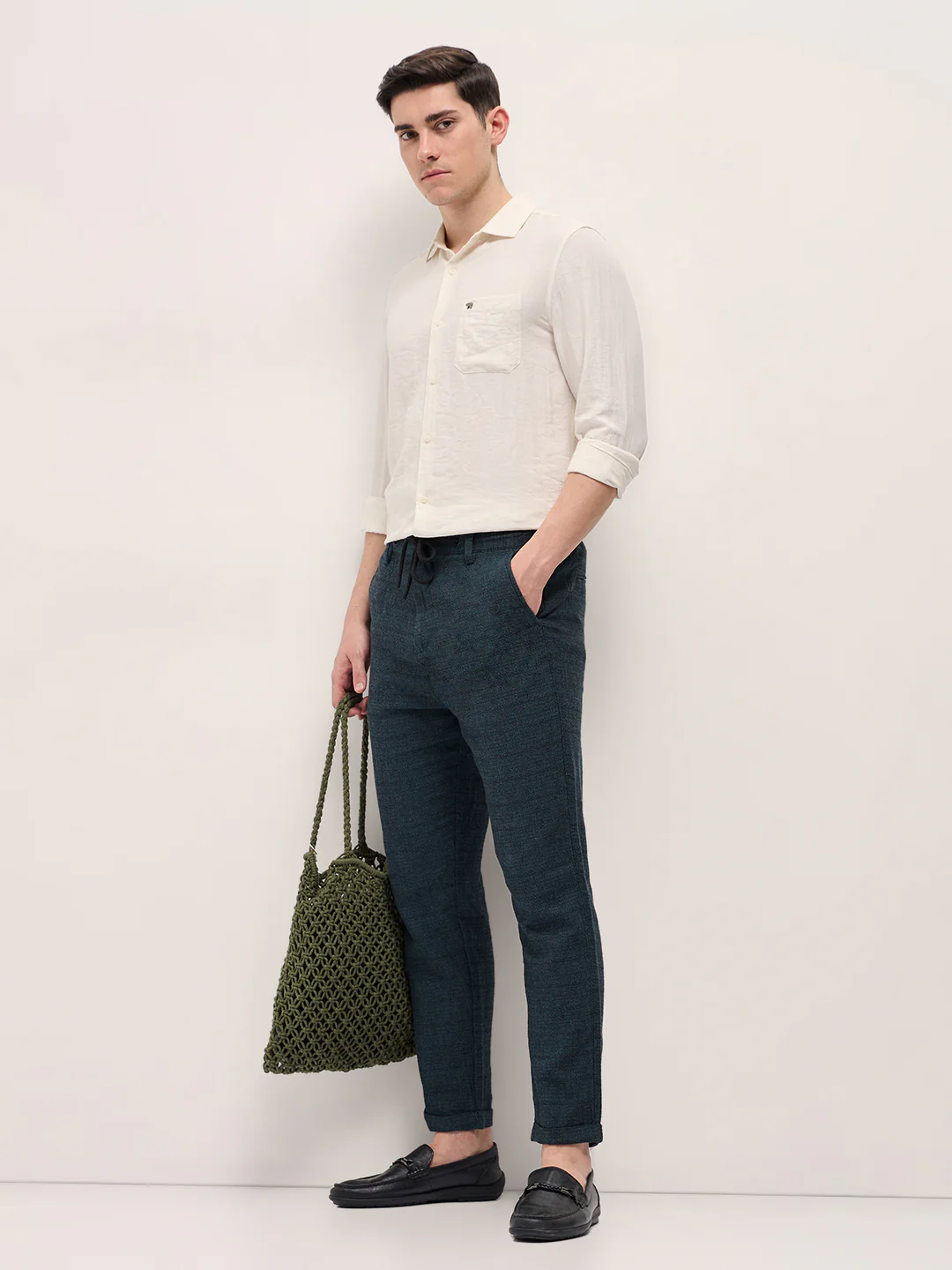 BURGUS - Image 4
