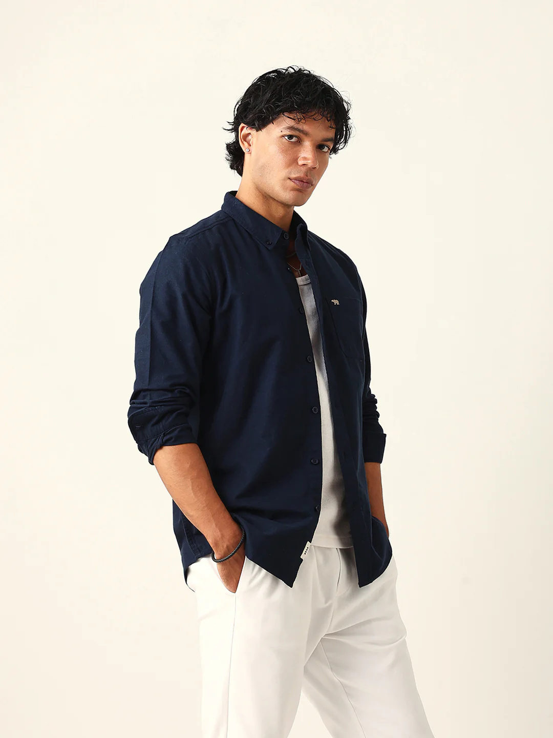 HUGH - Image 4