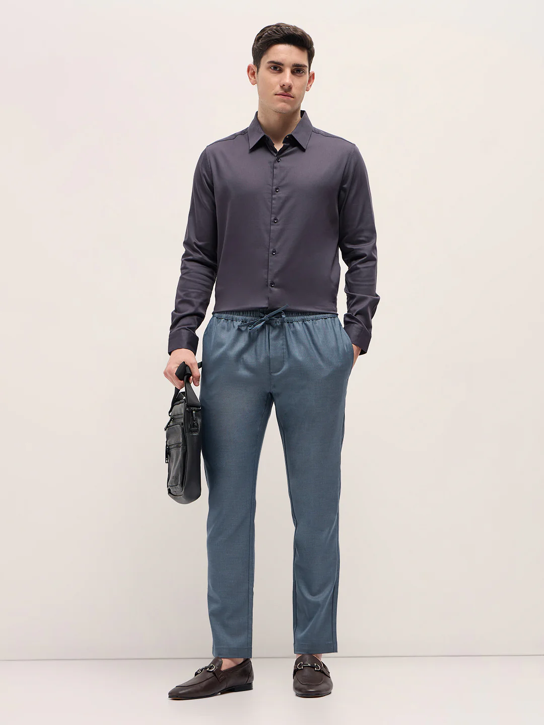 JOHN - Image 4