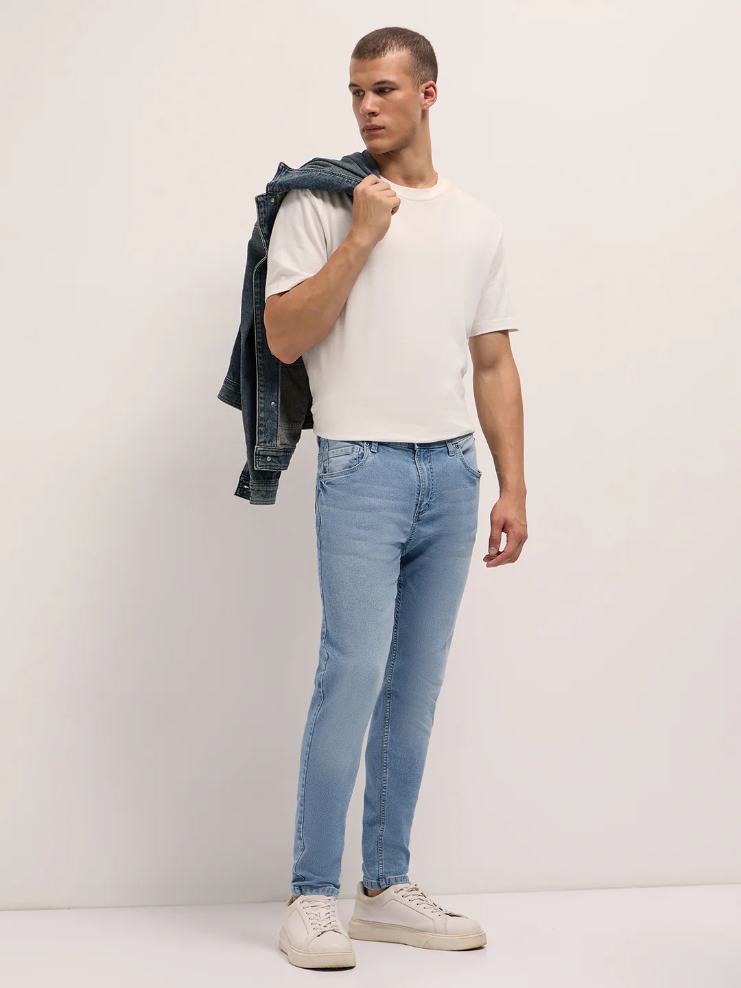LUIS-MB - Image 5