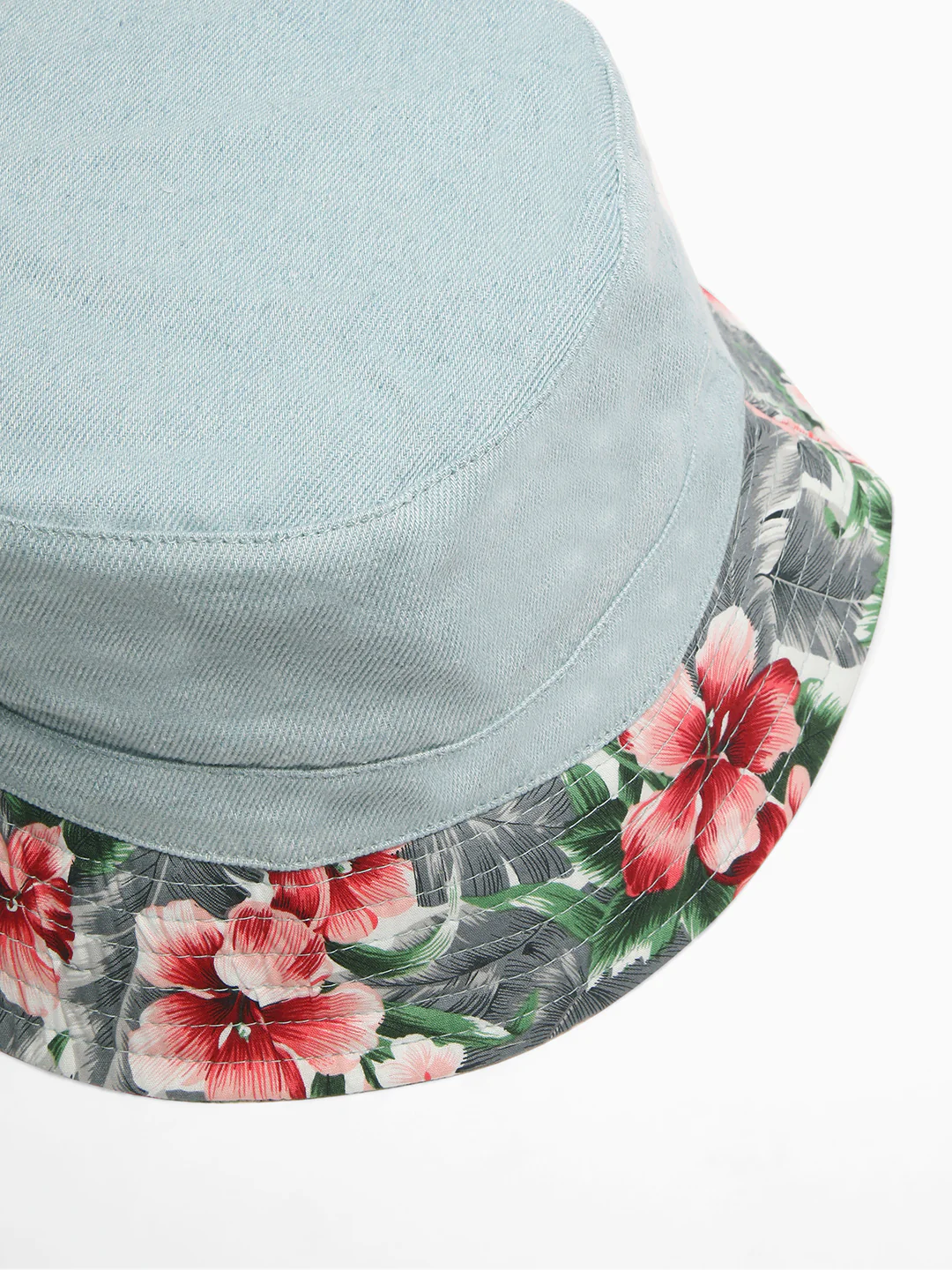 Rews - Image 3